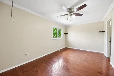 1124 East Potomac Lane Palatine IL 60074