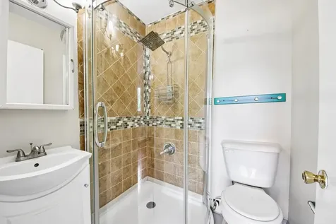 1124 East Potomac Lane Palatine IL 60074