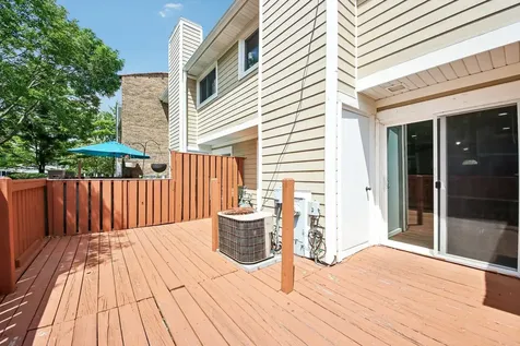 1124 East Potomac Lane Palatine IL 60074