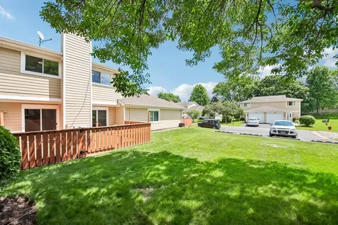 1124 East Potomac Lane Palatine IL 60074