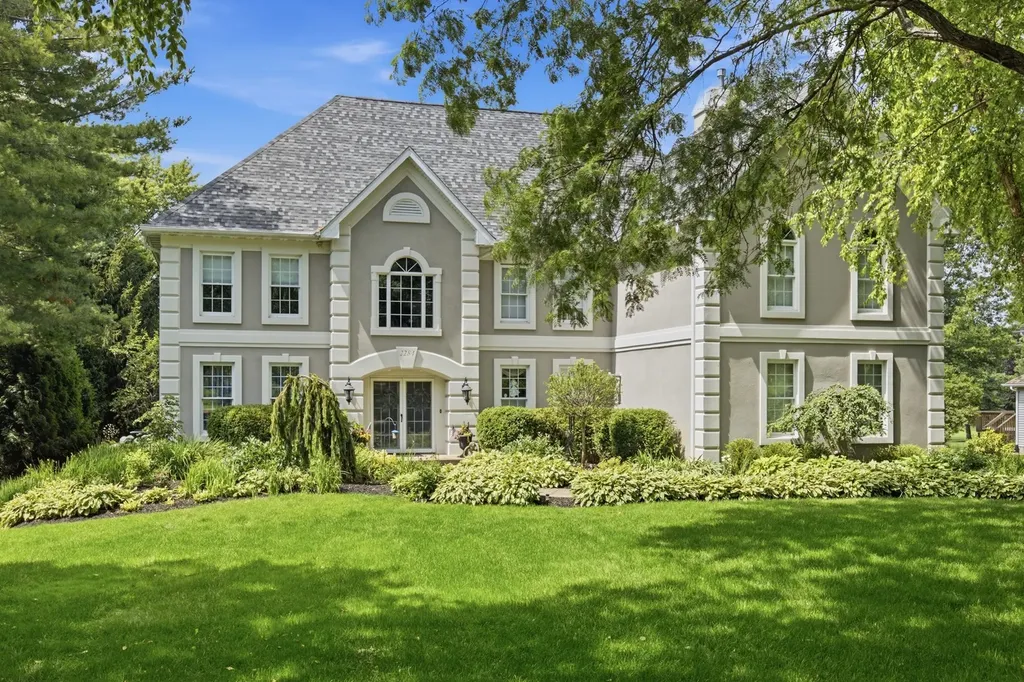 2284 Cairnwell Drive Belvidere IL 61008