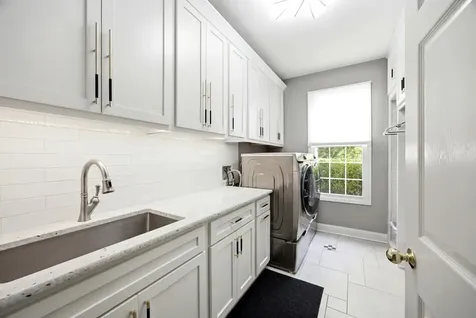2284 Cairnwell Drive Belvidere IL 61008