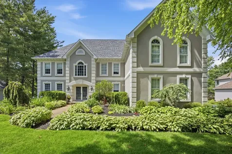 2284 Cairnwell Drive Belvidere IL 61008