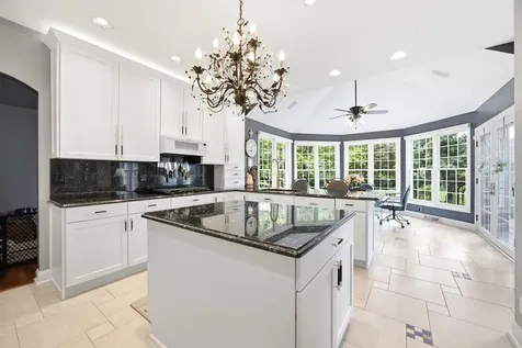 2284 Cairnwell Drive Belvidere IL 61008