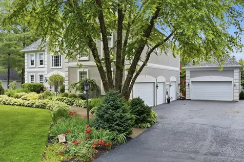 2284 Cairnwell Drive Belvidere IL 61008