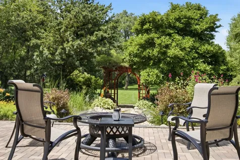 2284 Cairnwell Drive Belvidere IL 61008