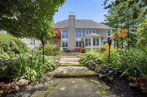 2284 Cairnwell Drive Belvidere IL 61008