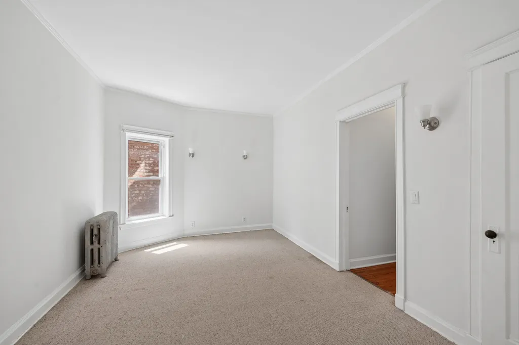 5715 South Blackstone Avenue Chicago IL 60637