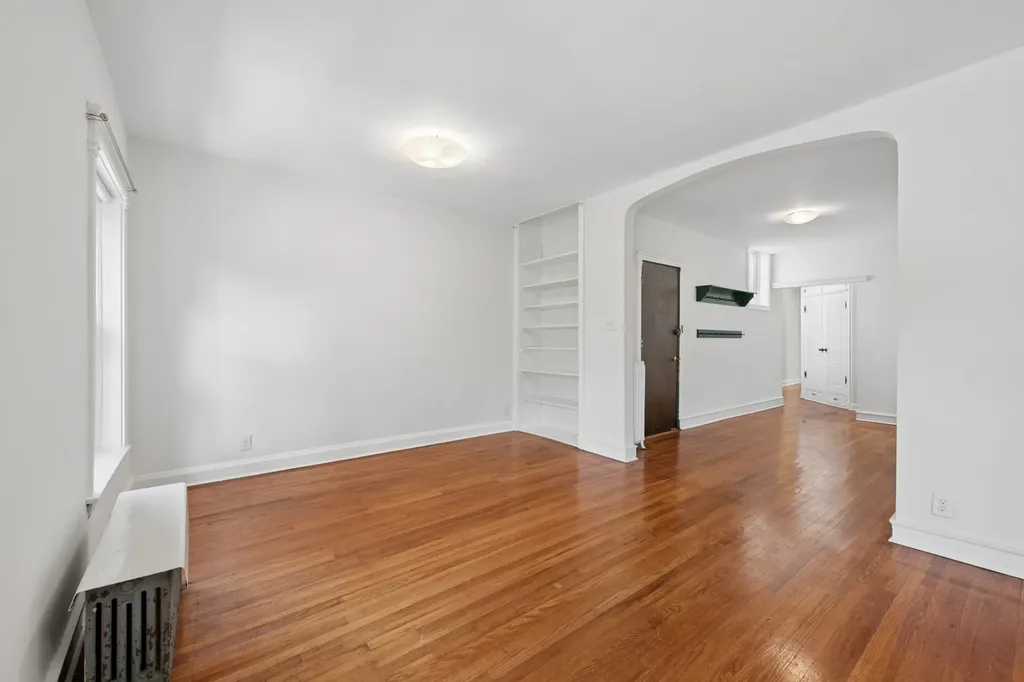5715 South Blackstone Avenue Chicago IL 60637
