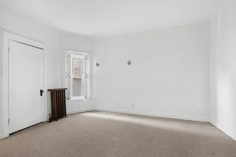 5715 South Blackstone Avenue Chicago IL 60637