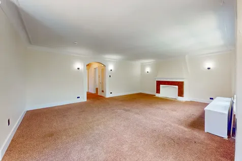 6531 North Francisco Avenue N Chicago IL 60645