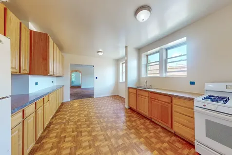 6531 North Francisco Avenue N Chicago IL 60645