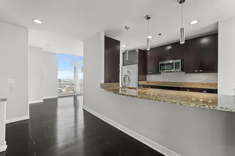 737 West Washington Boulevard Chicago IL 60661