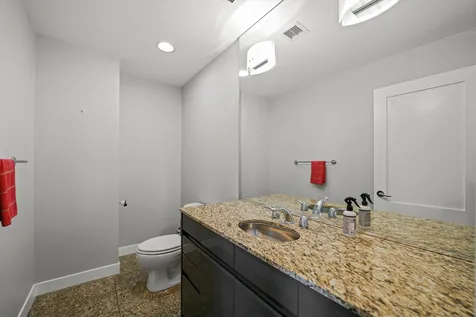 737 West Washington Boulevard Chicago IL 60661