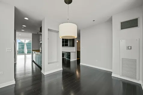 737 West Washington Boulevard Chicago IL 60661