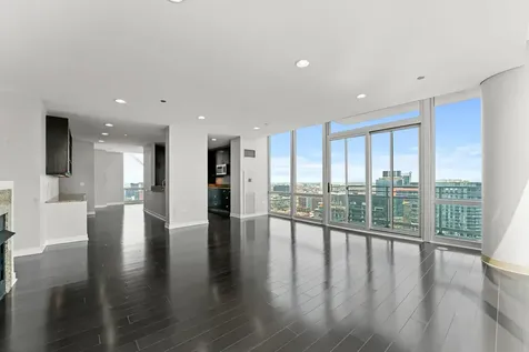 737 West Washington Boulevard Chicago IL 60661
