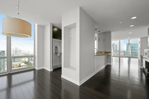 737 West Washington Boulevard Chicago IL 60661