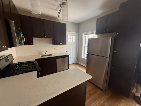 836 East 53rd Street Chicago IL 60615