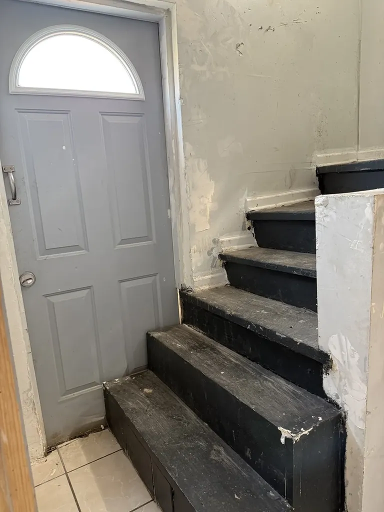 2332 West 24th Place Chicago IL 60608