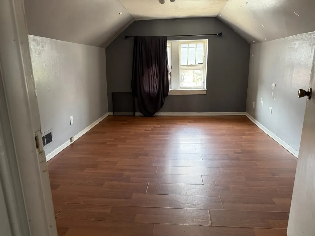 2332 West 24th Place Chicago IL 60608
