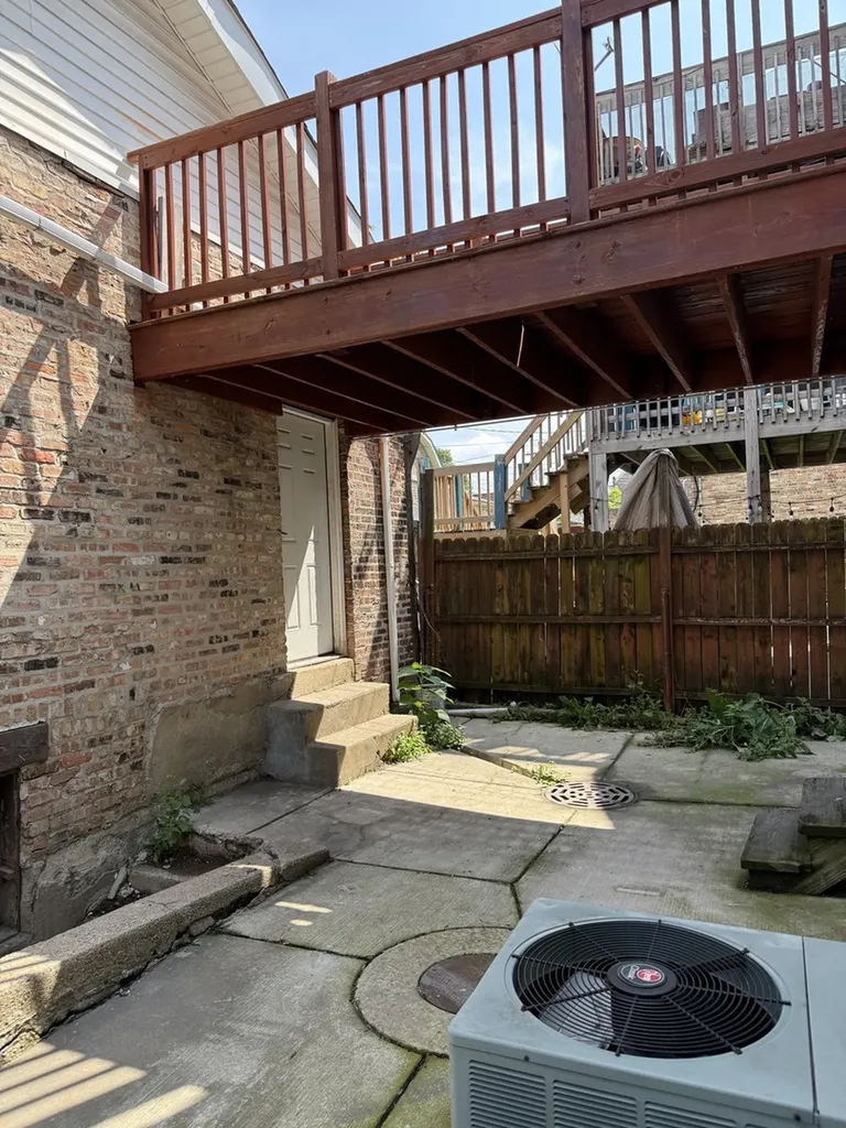 2332 West 24th Place Chicago IL 60608