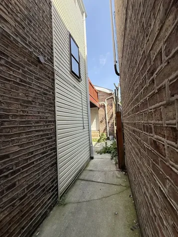 2332 West 24th Place Chicago IL 60608