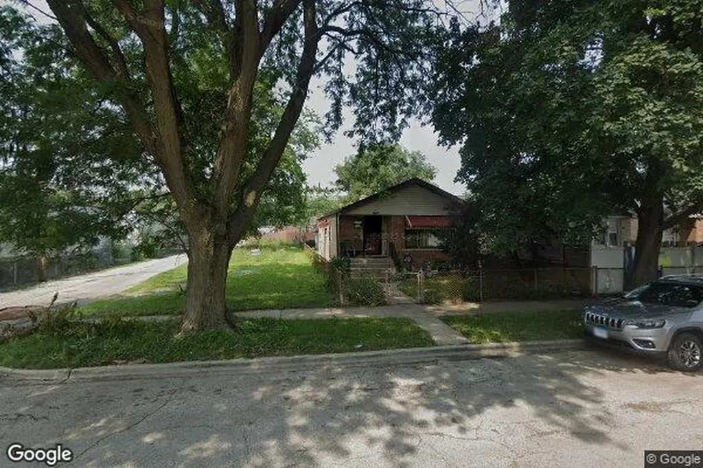 944 West 50th Street Chicago IL 60609