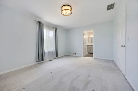 1260 Arapaho Court Naperville IL 60540