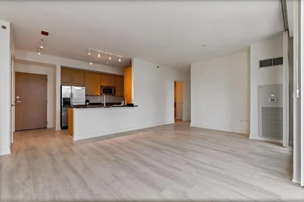 505 North Mcclurg Court Chicago IL 60611