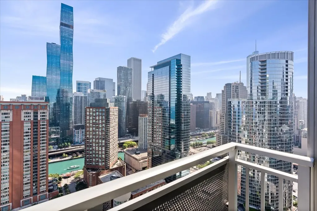 505 North Mcclurg Court Chicago IL 60611