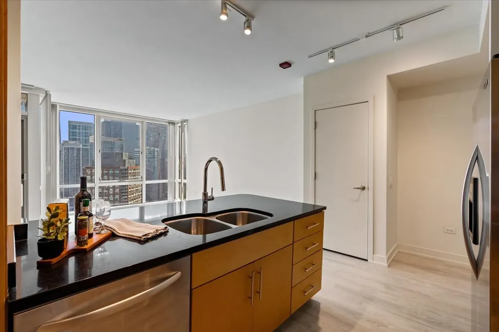 505 North Mcclurg Court Chicago IL 60611