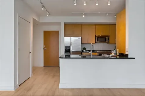 505 North Mcclurg Court Chicago IL 60611