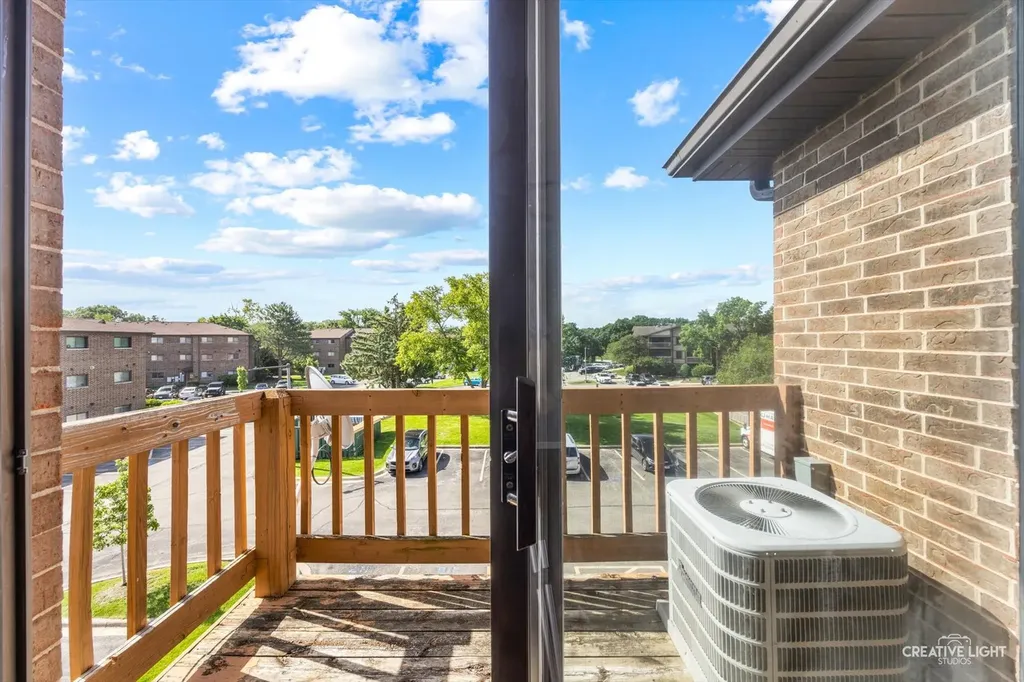 2260 Abbeywood Drive Lisle IL 60532