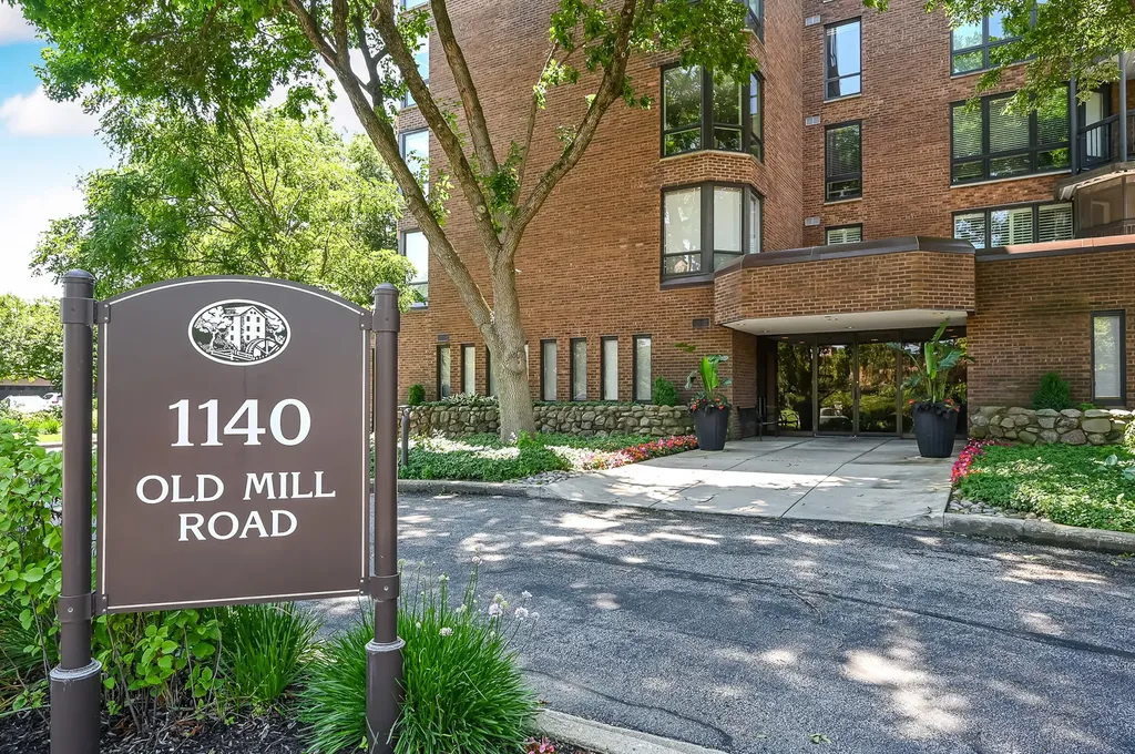 1140 Old Mill Road Hinsdale IL 60521