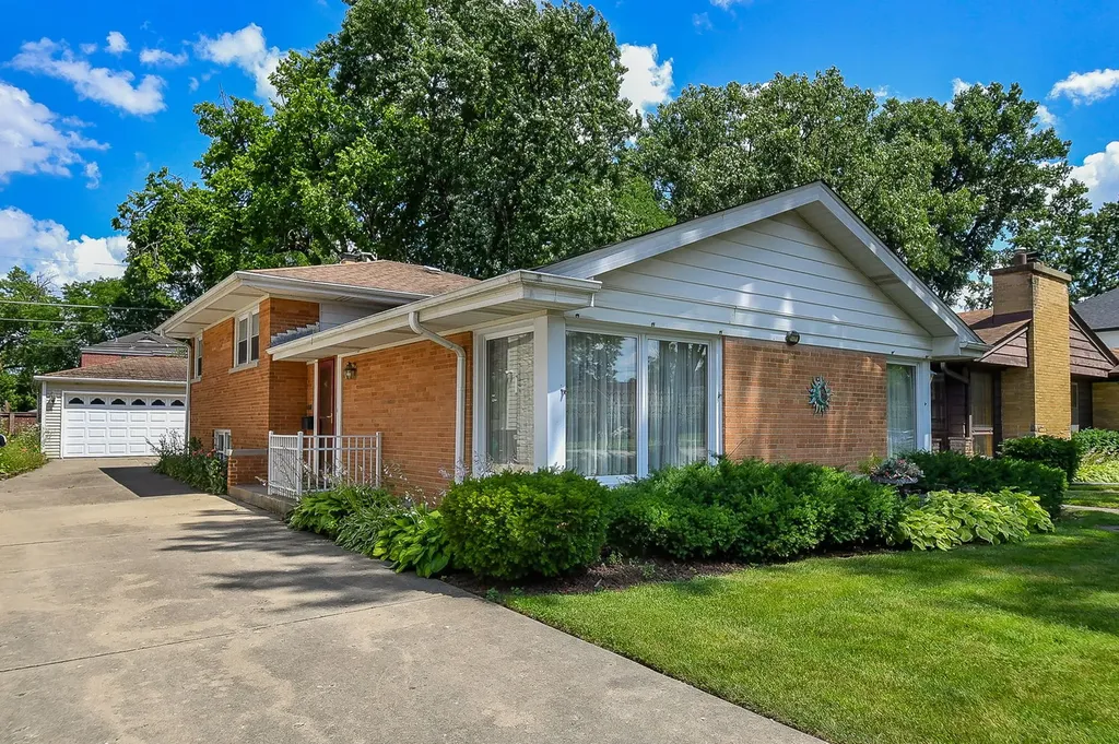 1401 Brophy Avenue Park Ridge IL 60068