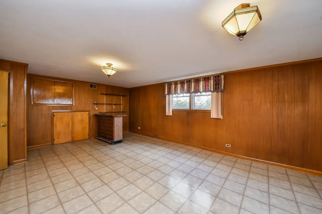 1401 Brophy Avenue Park Ridge IL 60068