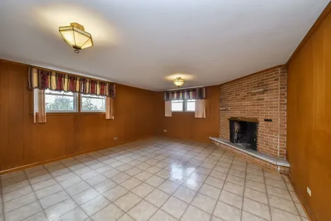1401 Brophy Avenue Park Ridge IL 60068