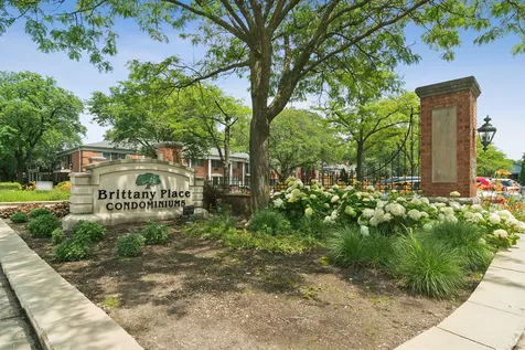 706 East Algonquin Road Arlington Heights IL 60005