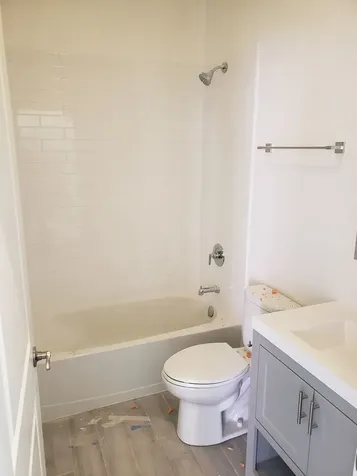 2347 West Taylor Street Chicago IL 60612