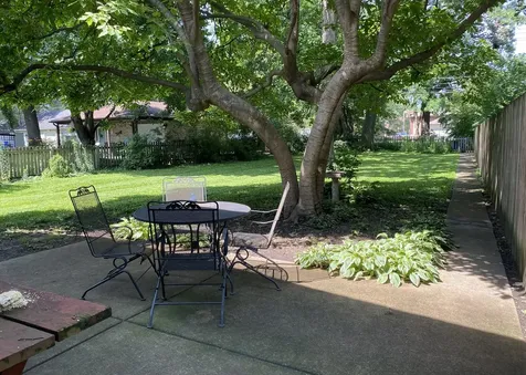 9528 South Brandt Avenue Oak Lawn IL 60453