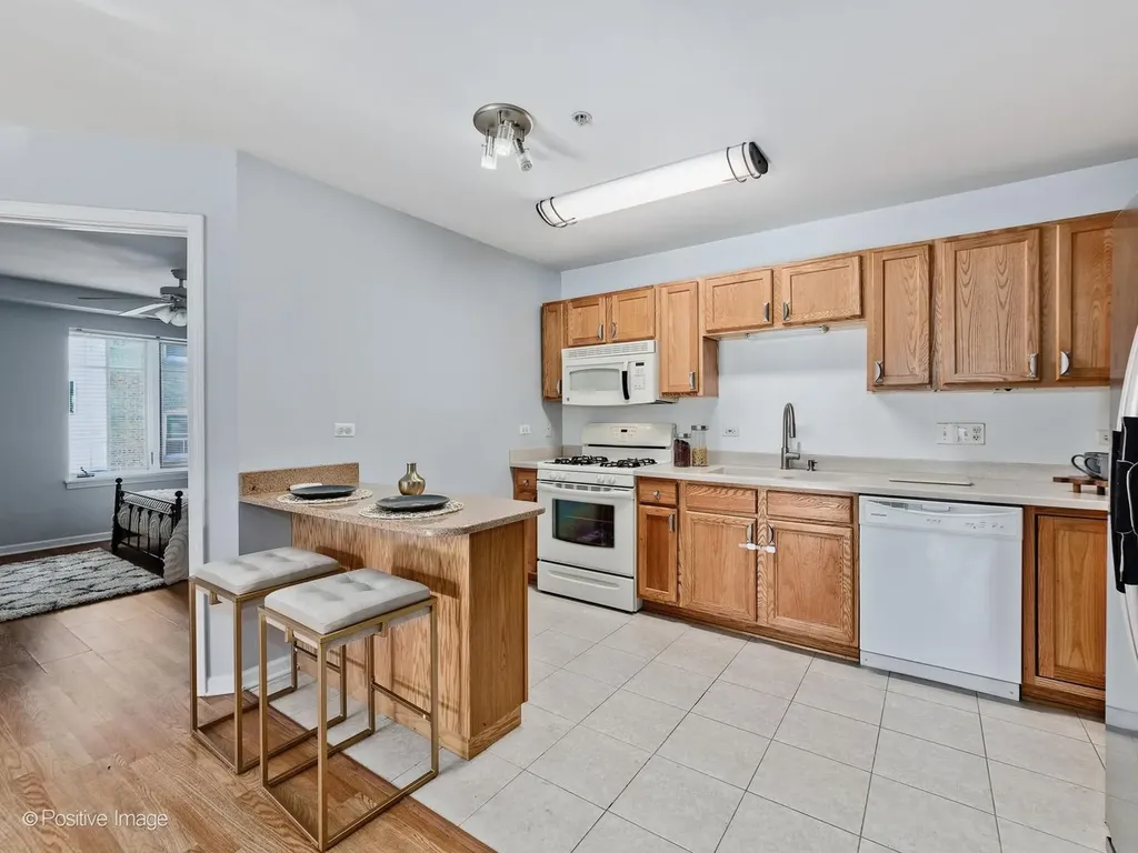8000 Kilpatrick Avenue Skokie IL 60076