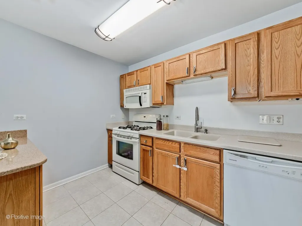 8000 Kilpatrick Avenue Skokie IL 60076
