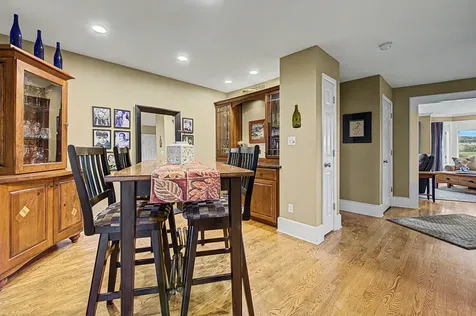 10 South Snipe Hollow Road Elizabeth IL 61028