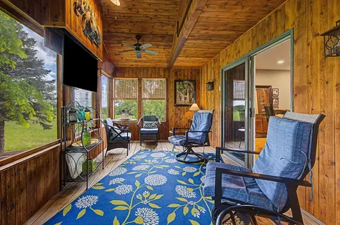 10 South Snipe Hollow Road Elizabeth IL 61028