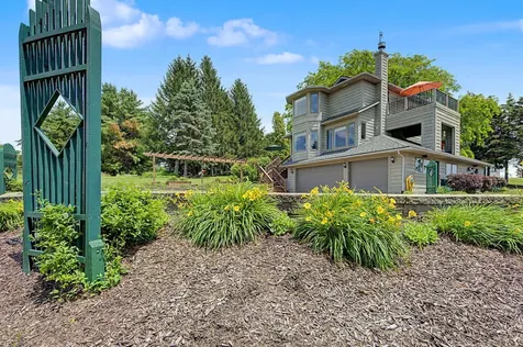 10 South Snipe Hollow Road Elizabeth IL 61028