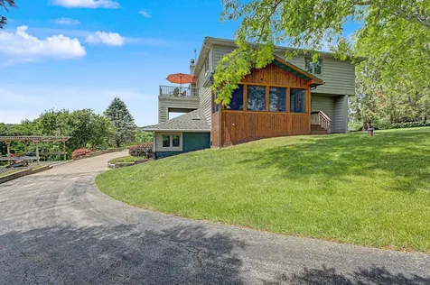 10 South Snipe Hollow Road Elizabeth IL 61028