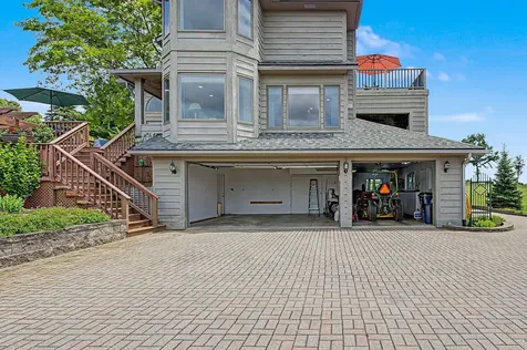 10 South Snipe Hollow Road Elizabeth IL 61028