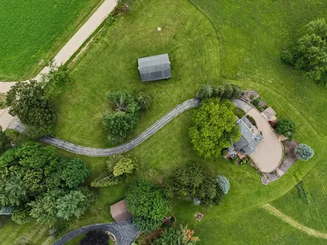 10 South Snipe Hollow Road Elizabeth IL 61028