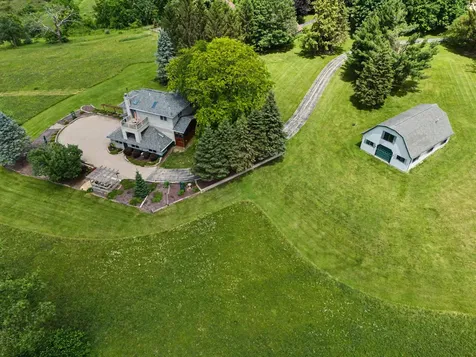 10 South Snipe Hollow Road Elizabeth IL 61028