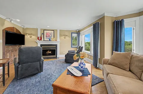 10 South Snipe Hollow Road Elizabeth IL 61028